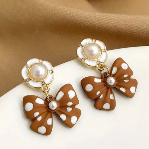 Jewelry - Charming Polka Dot & Faux Pearl Flower Bow Earrings